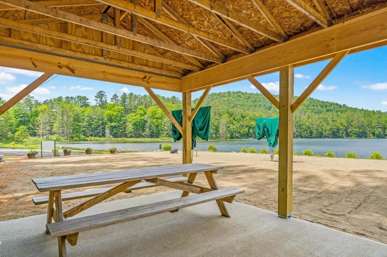 Cozy Condo By Tripp Lake Warrensburg Eksteriør bilde